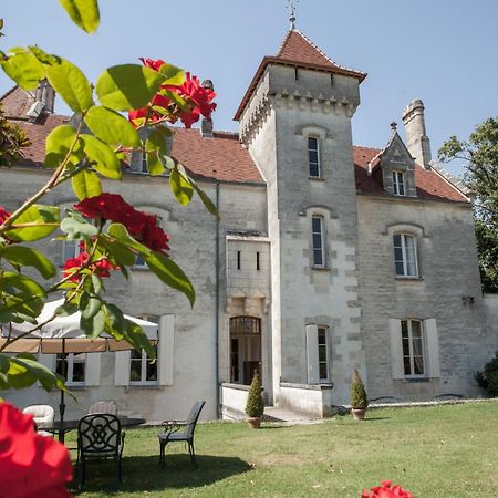 Chateau Des Salles Saint-Fort-sur-Gironde Exterior foto